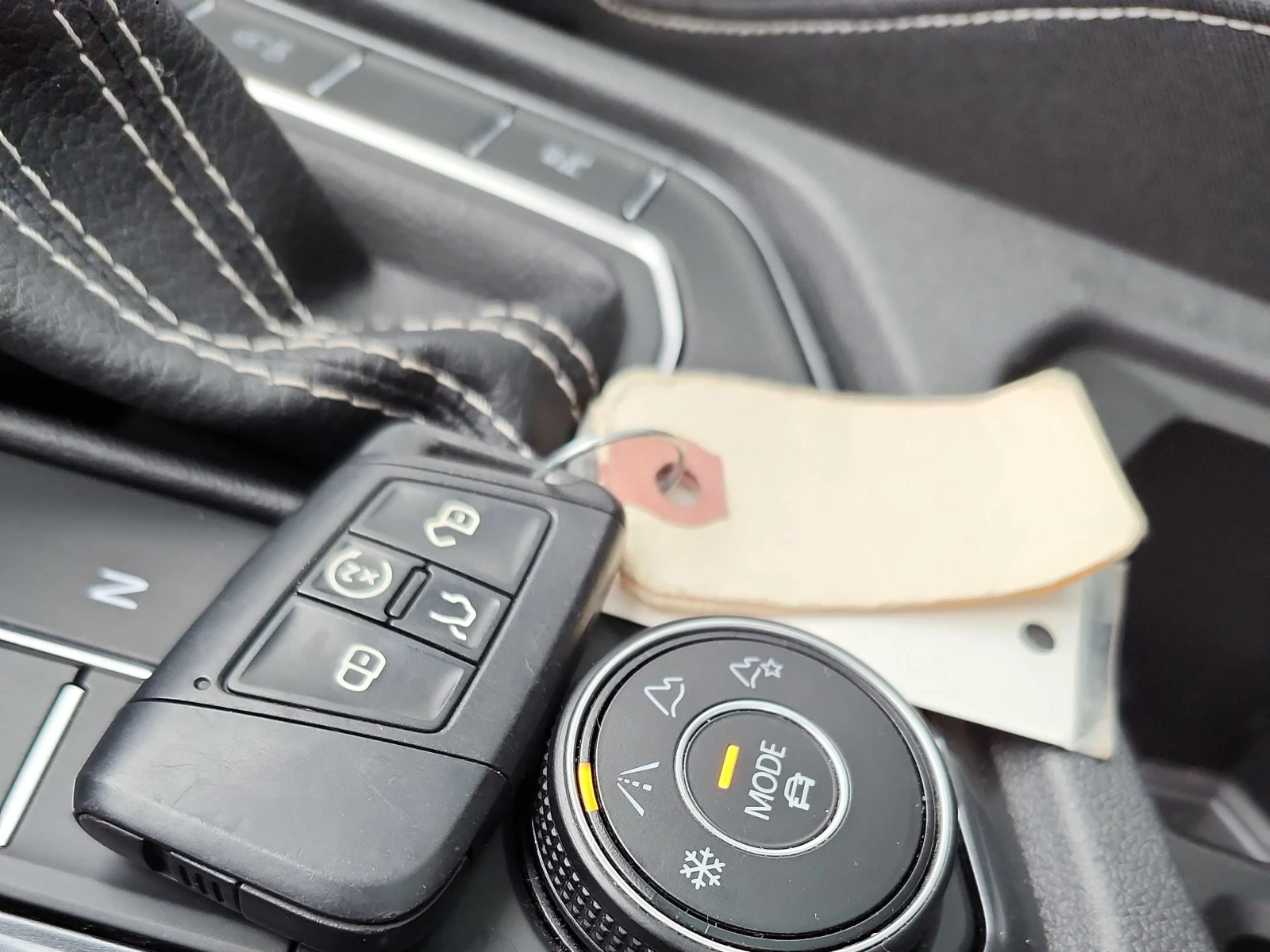 VW Tiguan HIGHLINE| ПОДГРЕВИ| ПАНОРАМА| , снимка 12 - Автомобили и джипове - 53813286