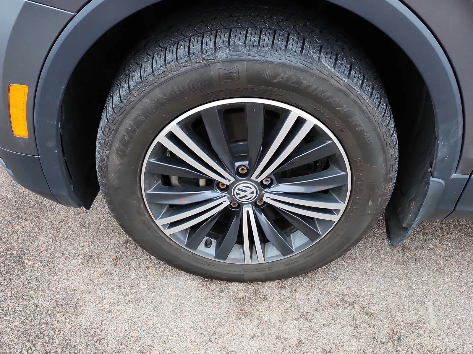 VW Tiguan HIGHLINE| ПОДГРЕВИ| ПАНОРАМА| , снимка 7 - Автомобили и джипове - 53813286