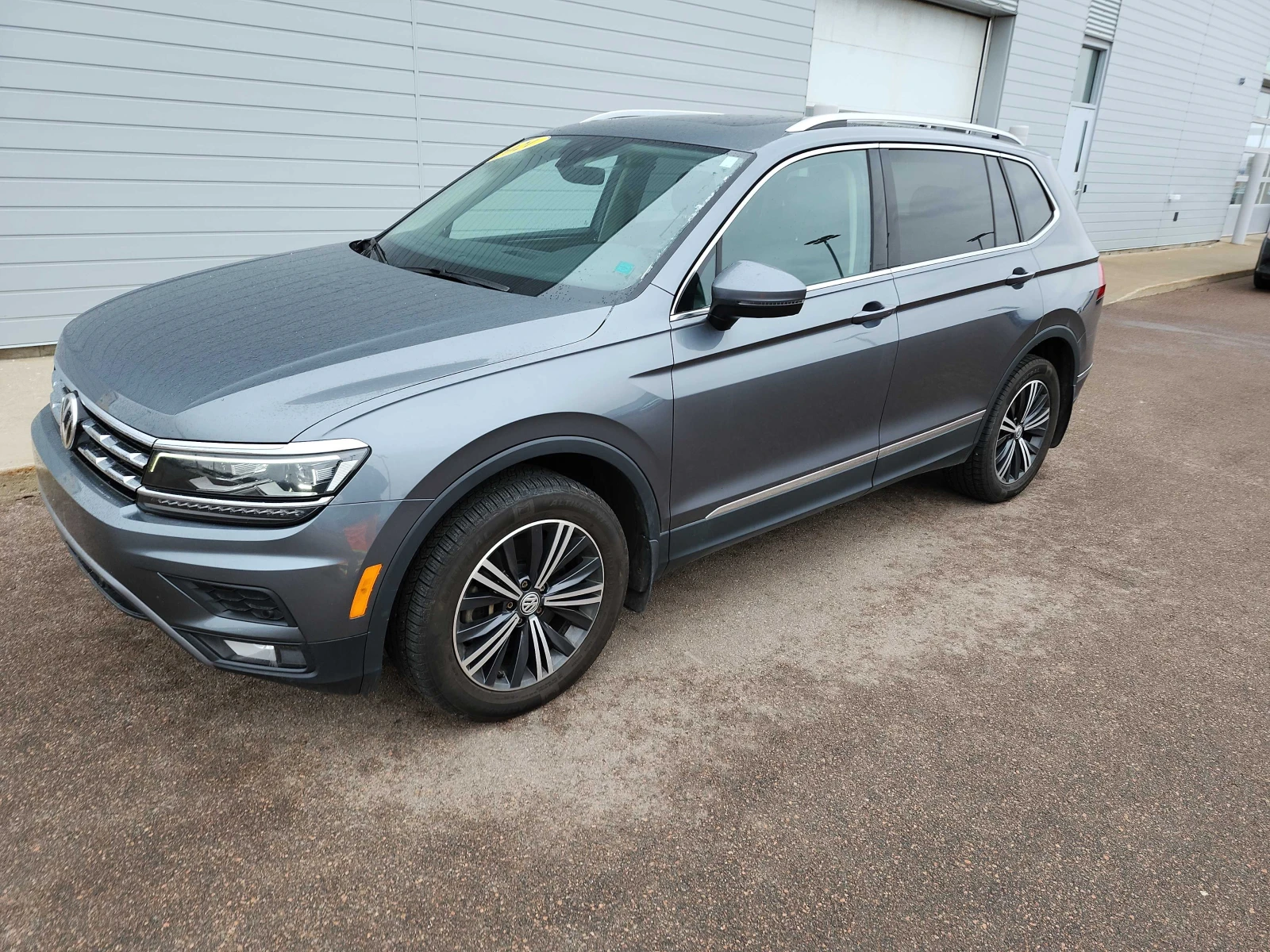 VW Tiguan HIGHLINE| ПОДГРЕВИ| ПАНОРАМА|  | Auto.bg — изображение 1