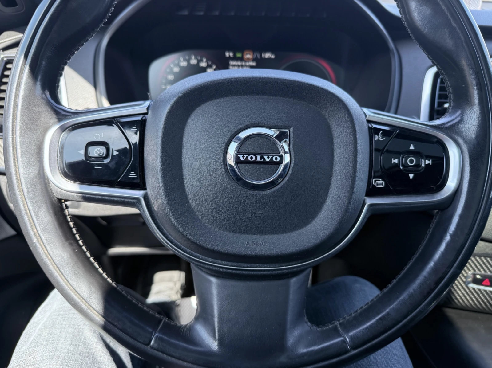 Volvo Xc90 T8 / HYBRID / R-DESIGN / ФУЛЛ ЕКСТРИ, снимка 10 - Автомобили и джипове - 53905053