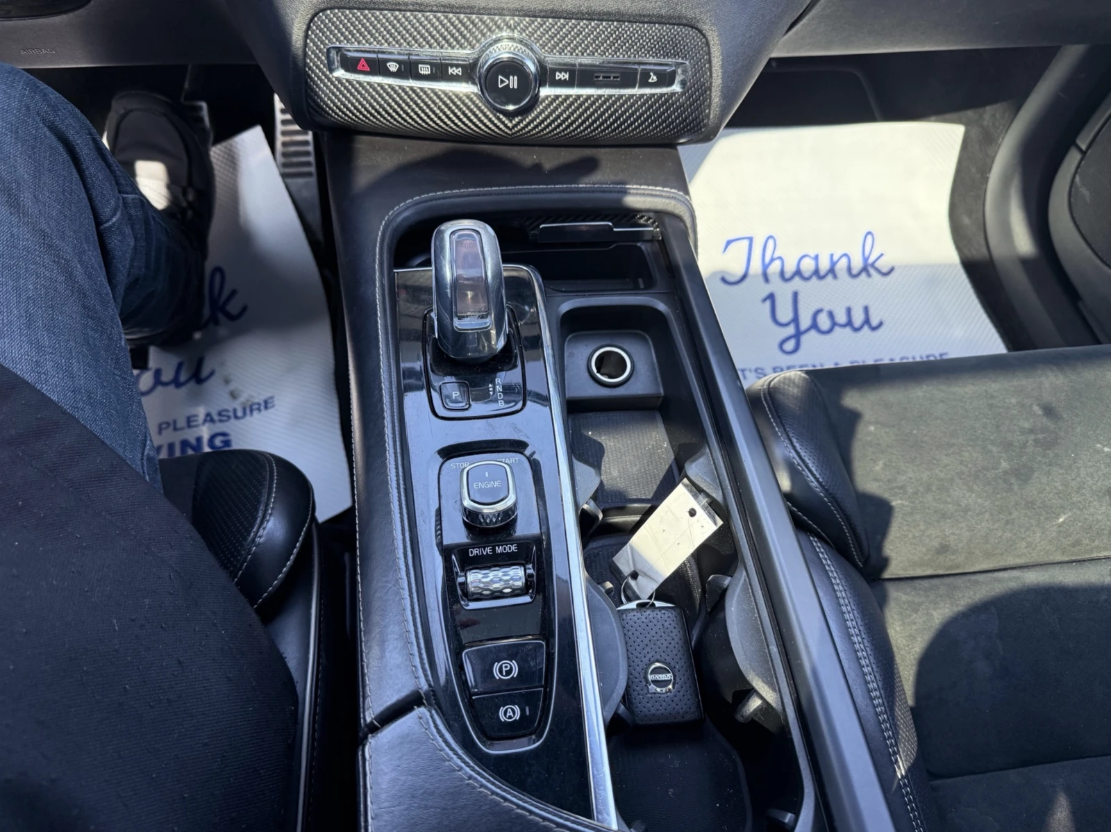 Volvo Xc90 T8 / HYBRID / R-DESIGN / ФУЛЛ ЕКСТРИ, снимка 13 - Автомобили и джипове - 53905053