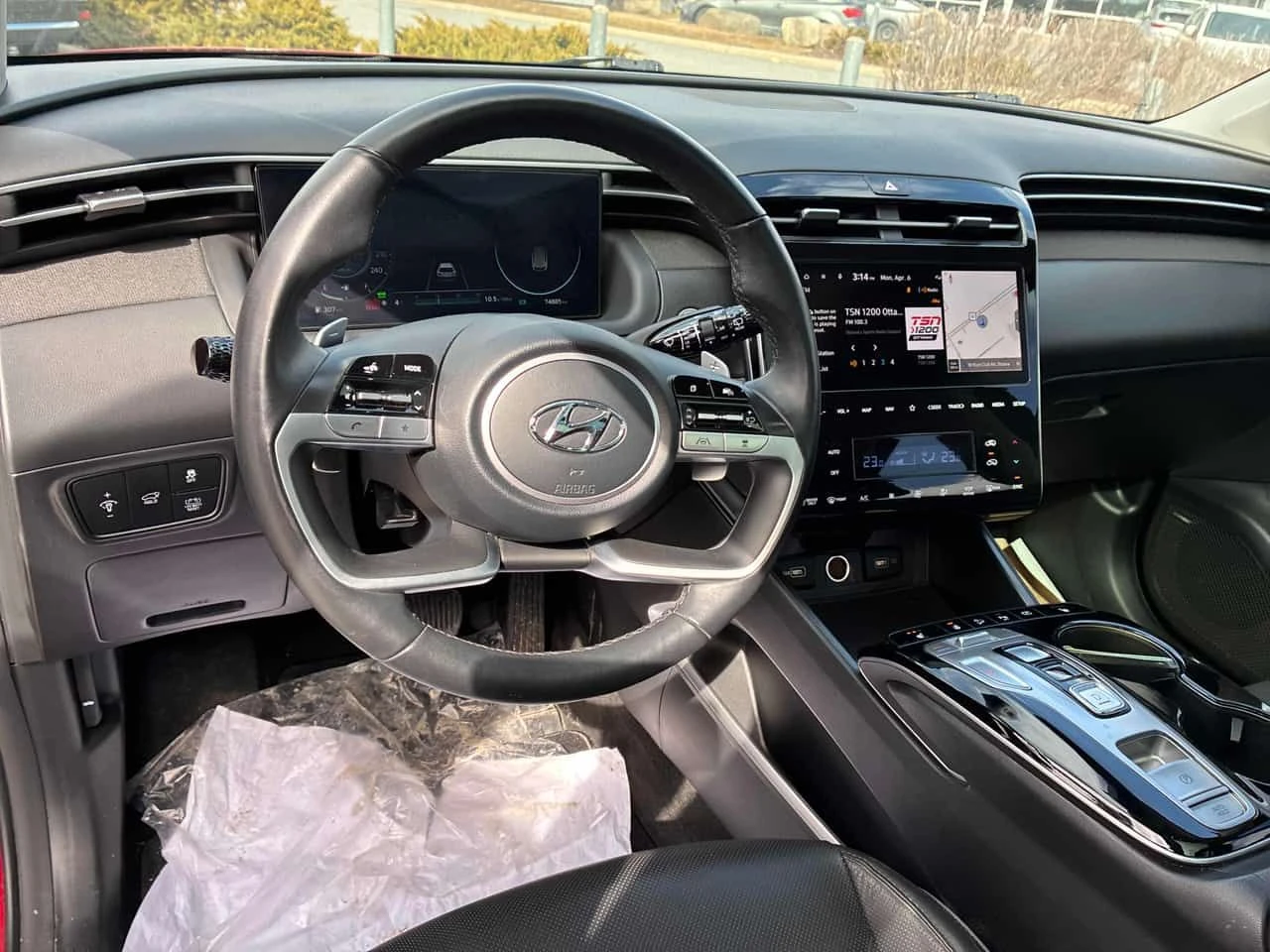 Hyundai Tucson Luxury  CARFAX, снимка 13 - Автомобили и джипове - 54148563