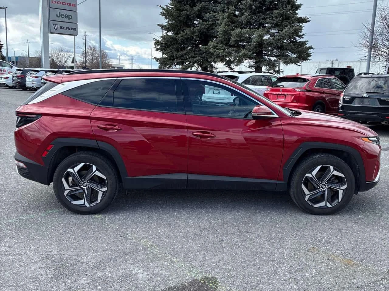 Hyundai Tucson Luxury  CARFAX, снимка 3 - Автомобили и джипове - 54148563