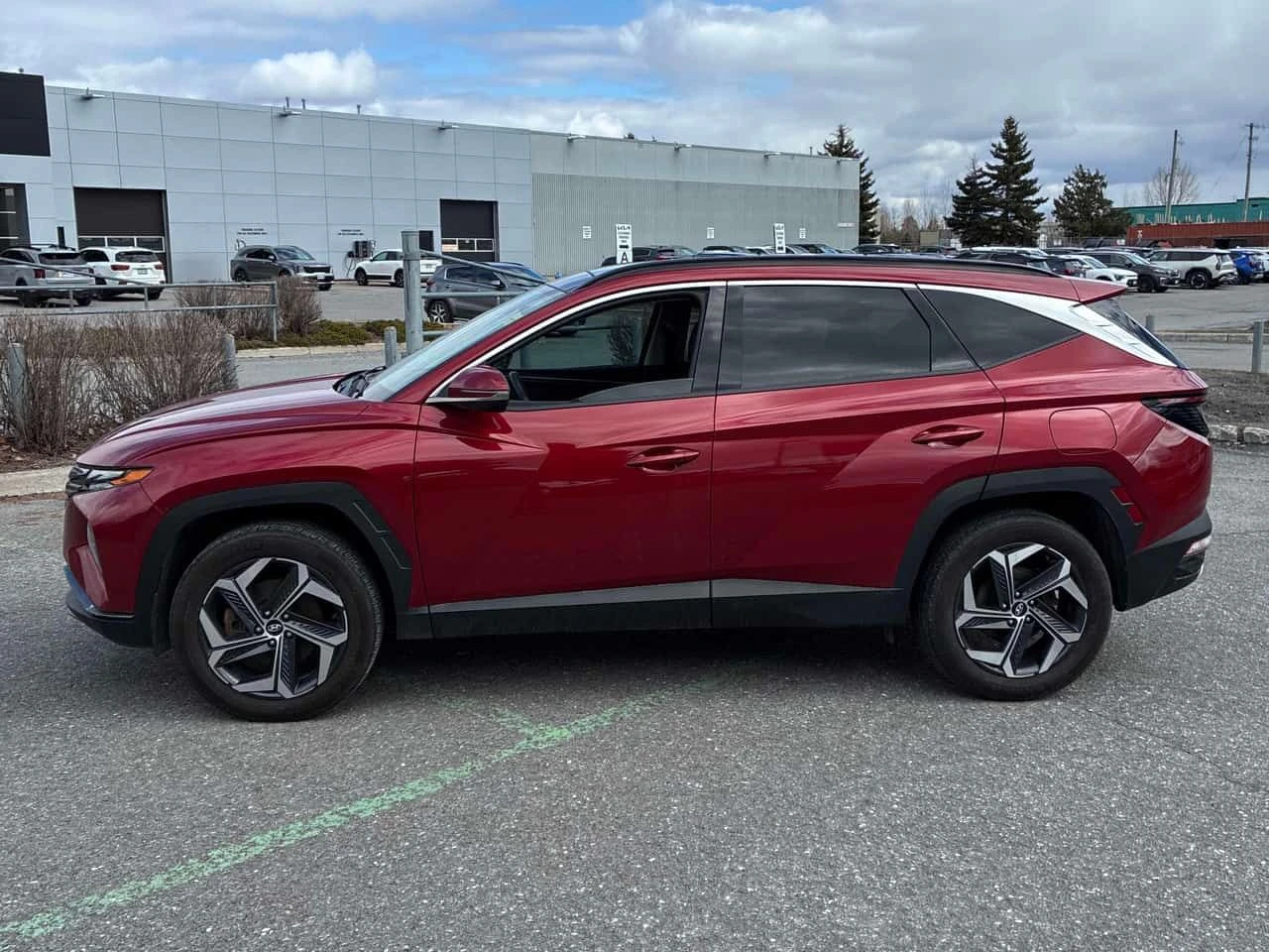 Hyundai Tucson Luxury  CARFAX, снимка 2 - Автомобили и джипове - 54148563