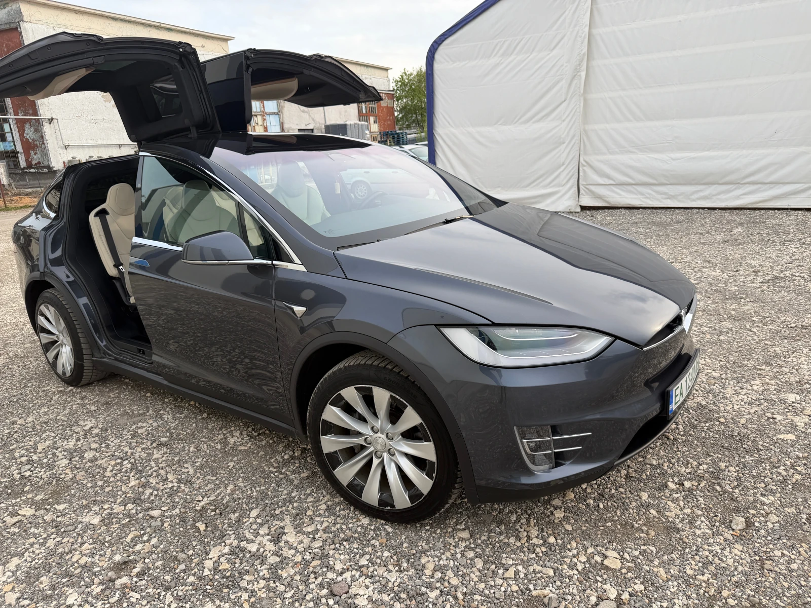 Tesla Model X, снимка 5 - Автомобили и джипове - 54303963
