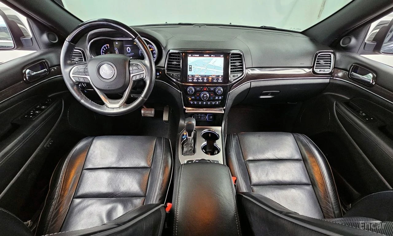 Jeep Grand cherokee 3.6* V6* 8ZF* OVERLAND* ДИСТРОНИК* ОБДУХВАНЕ* КАМЕ, снимка 6 - Автомобили и джипове - 54863363