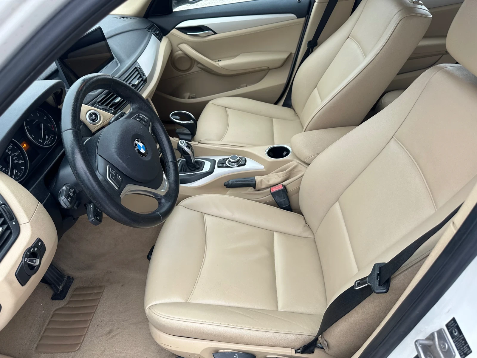 BMW X1, снимка 8 - Автомобили и джипове - 55679596