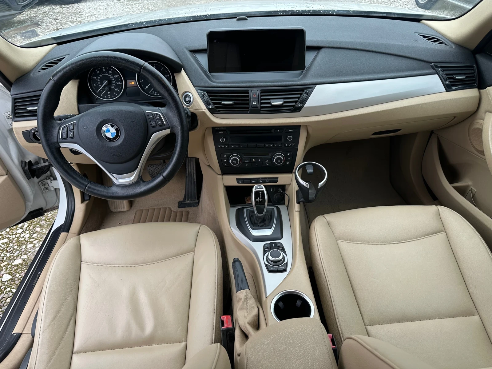 BMW X1, снимка 6 - Автомобили и джипове - 55679596
