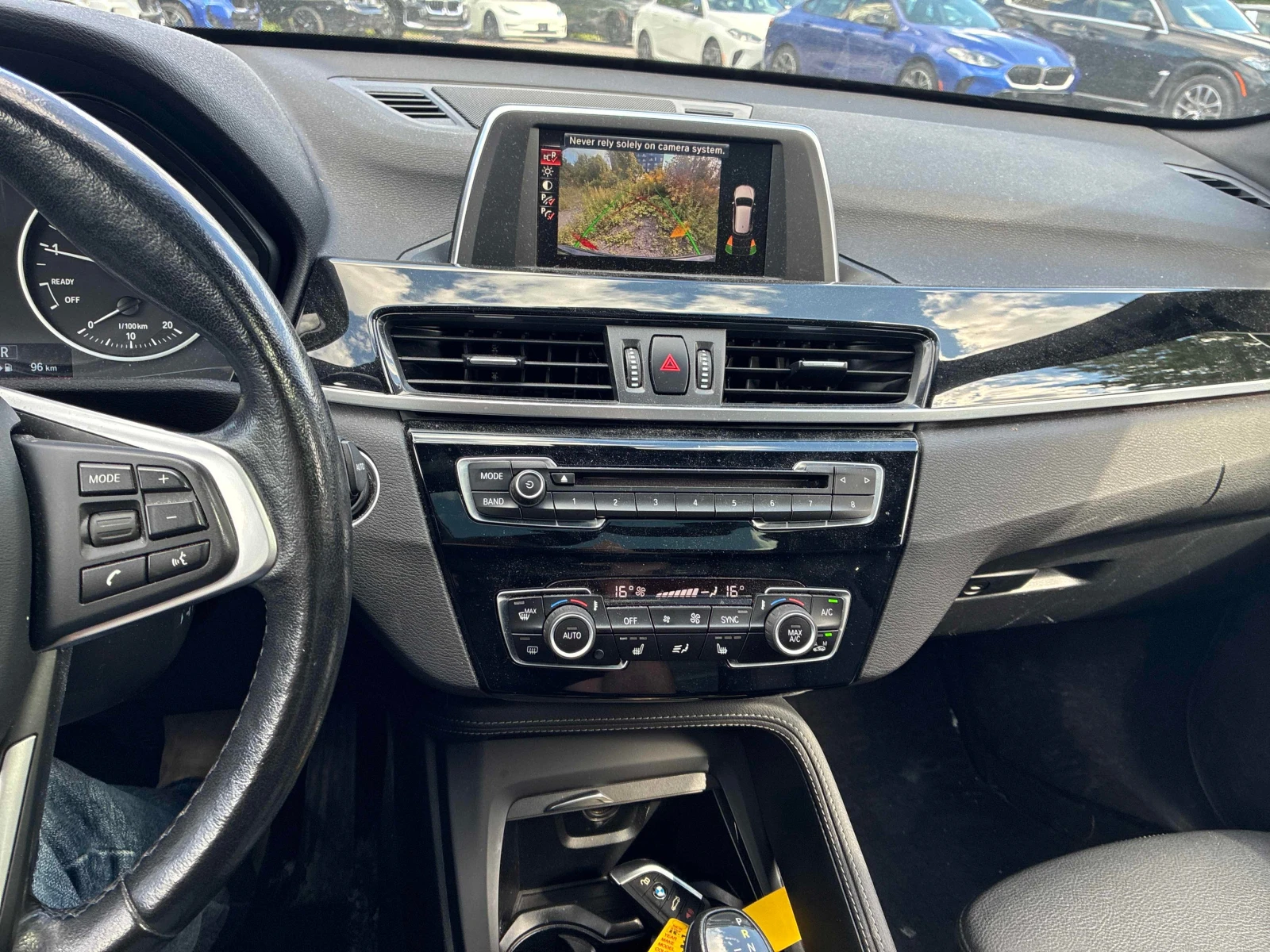 BMW X1 * xDrive28i * АВТОКРЕДИТ * ПРЕДСТАВИТЕЛСТВО, снимка 12 - Автомобили и джипове - 55948122