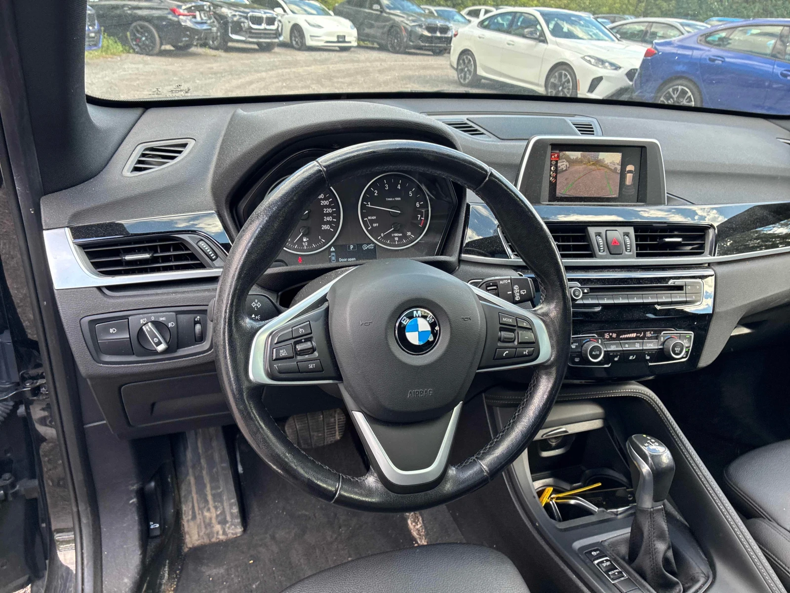 BMW X1 * xDrive28i * АВТОКРЕДИТ * ПРЕДСТАВИТЕЛСТВО, снимка 10 - Автомобили и джипове - 55948122