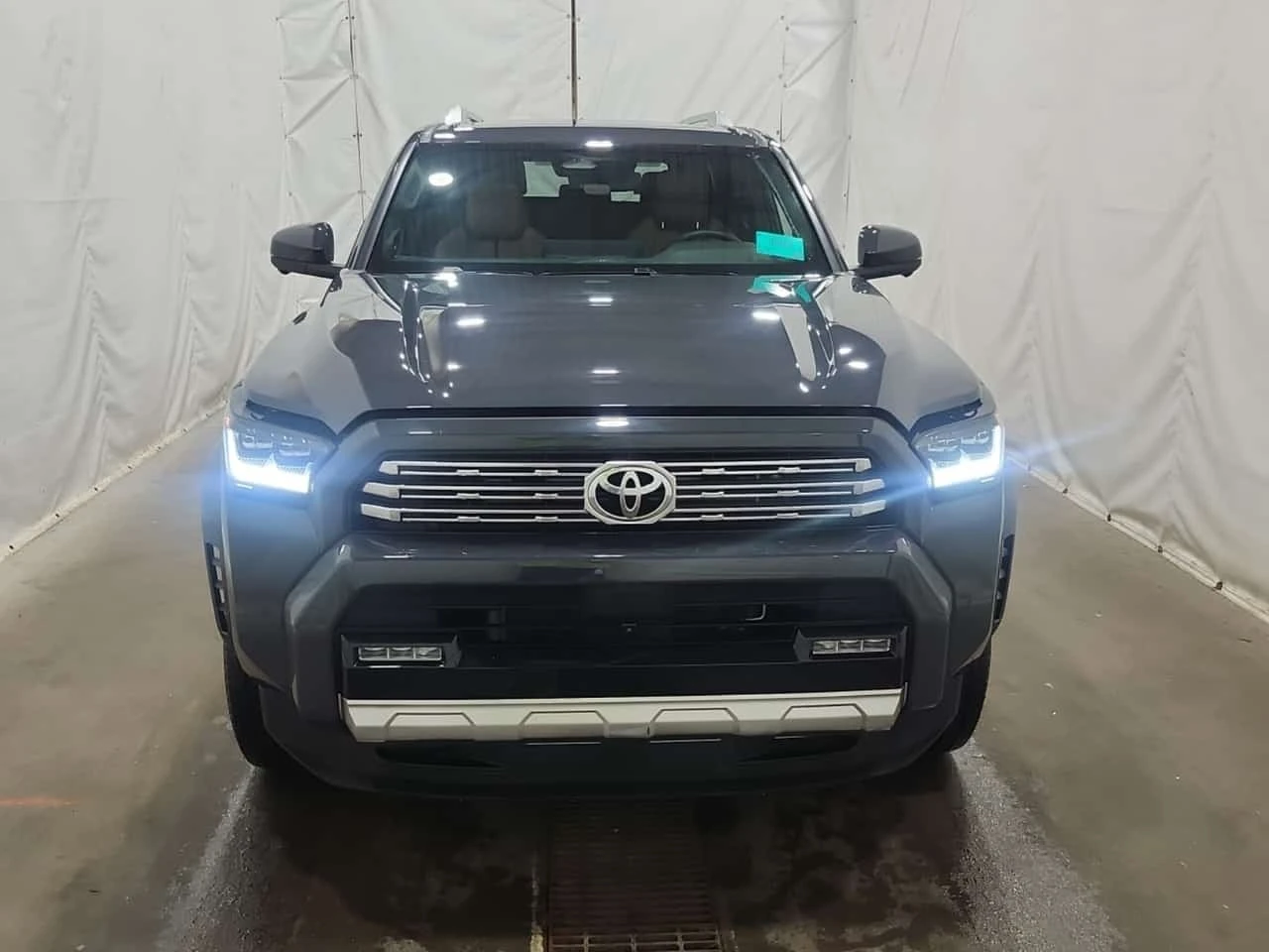Toyota 4runner * 4WD * 7 МЕСТА * CARFAX * , снимка 2 - Автомобили и джипове - 56642902