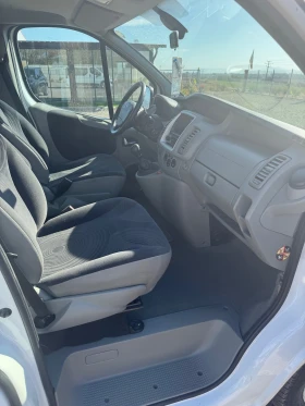 Renault Trafic 2.0 7+ 1 клима , снимка 10