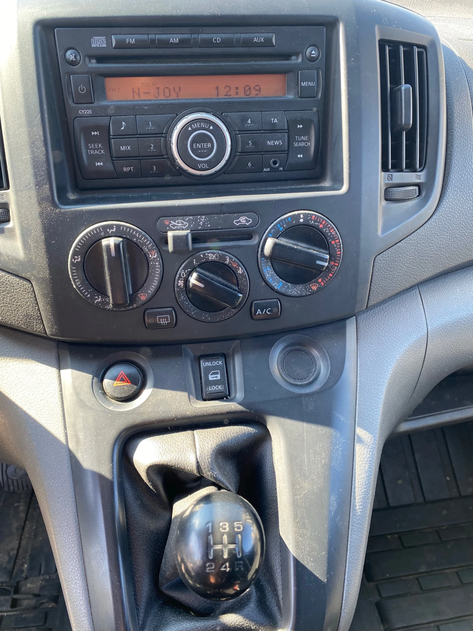 Nissan NV200 Клима Нова - изображение 9