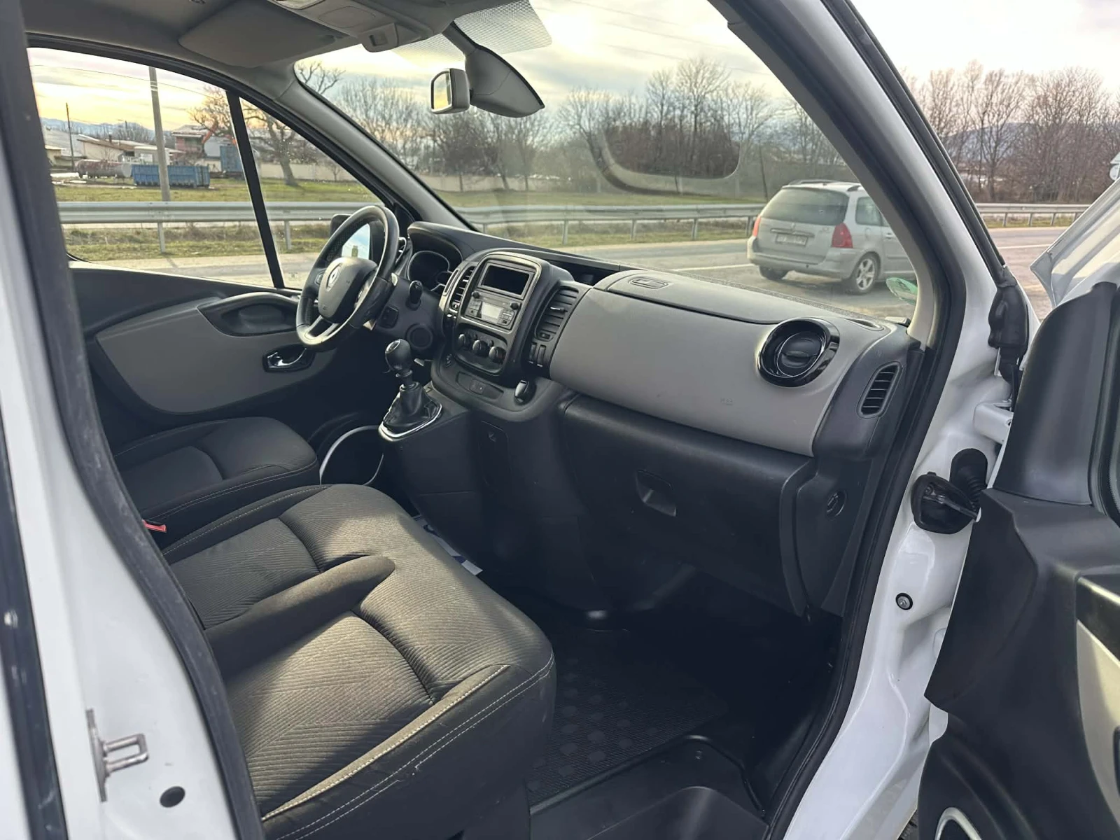 Renault Trafic 1.6TDCI* MAXXI* Клима* Немски* Оригинал  - изображение 5