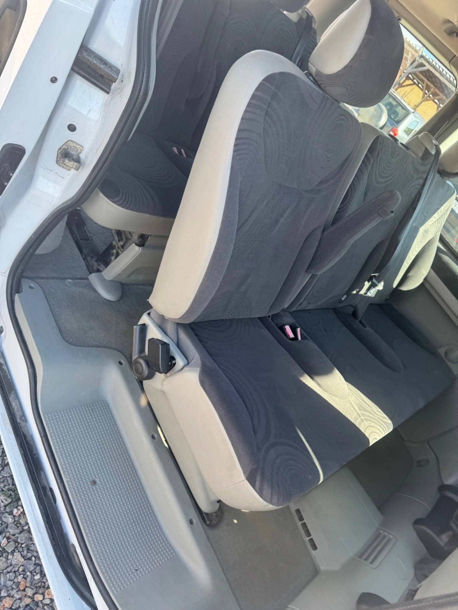 Renault Trafic 2.0 7+ 1 клима , снимка 6 - Бусове и автобуси - 56440560