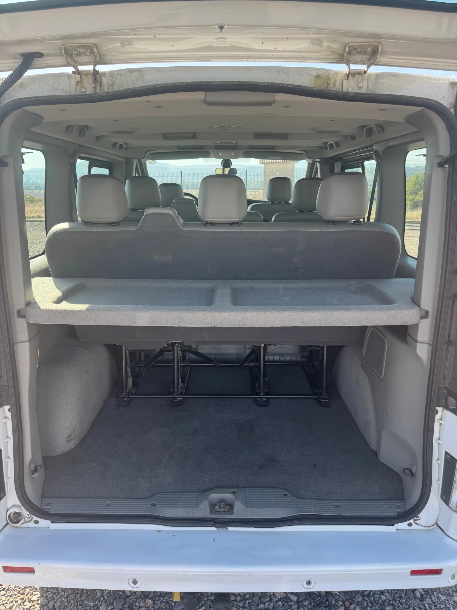 Renault Trafic 2.0 7+ 1 клима , снимка 5 - Бусове и автобуси - 56440560