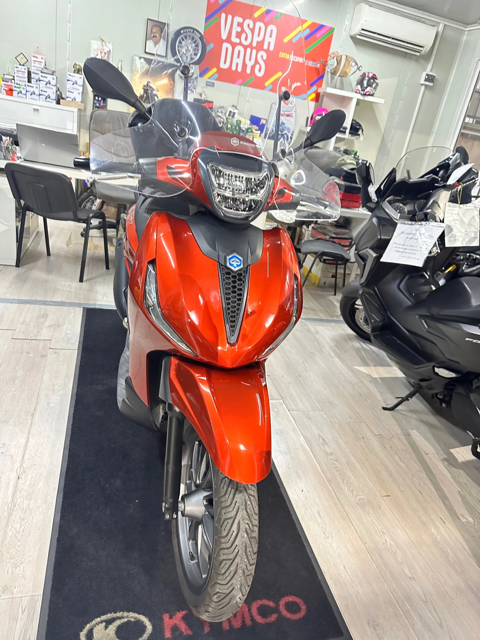 Piaggio Beverly 300hpe 06.2022. | Mobile.bg   13