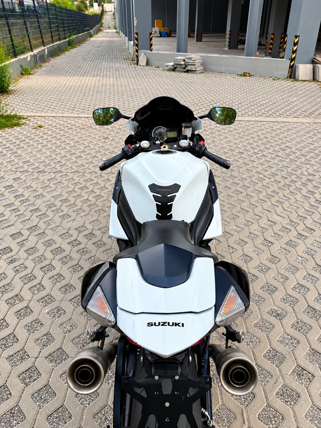Suzuki Gsxr L1* 1000* Доставка* Обслужване* Лизинг* , снимка 10 - Мотоциклети и мототехника - 56145839