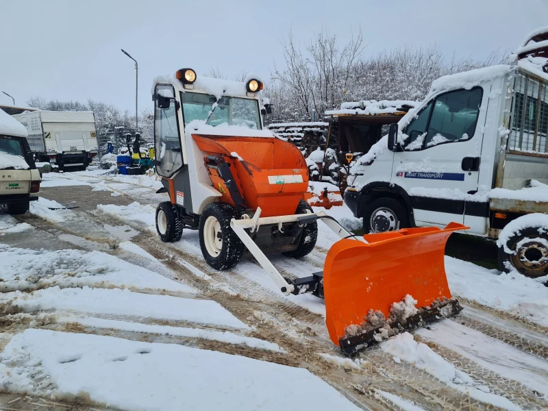 Други специализирани машини Друга  СНЕГОРИН AUSA KUBOTA мотор 4х4 , снимка 1 - Индустриална техника - 48686069