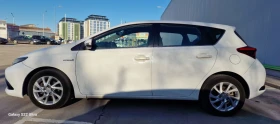Toyota Auris 1.8 Hybrid , снимка 2