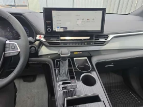 Toyota Sienna ЧИСТО НОВА, снимка 9