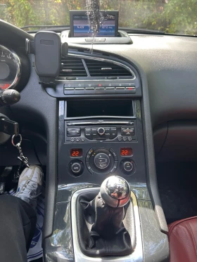 Peugeot 5008, снимка 8