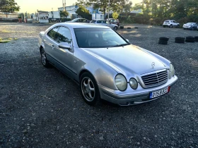 Mercedes-Benz CLK 2.0i 136 ks - 5400 лв. - 99923822 7