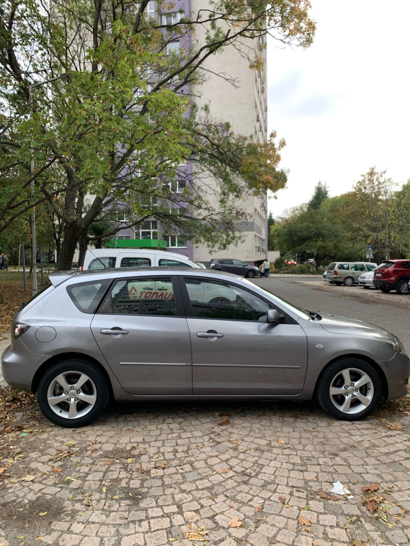 Mazda 3, снимка 2 - Автомобили и джипове - 45264401