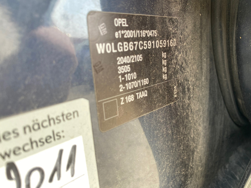 Opel Insignia 1.8 BENZIN AUSTRIA, снимка 14 - Автомобили и джипове - 44986598