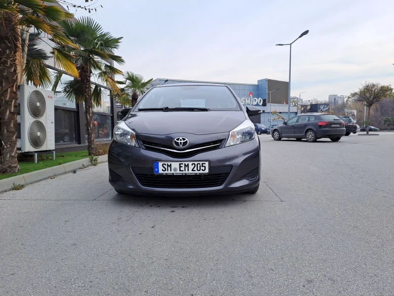 Toyota Yaris 1.4 дизел 2012, снимка 1 - Автомобили и джипове - 48162095