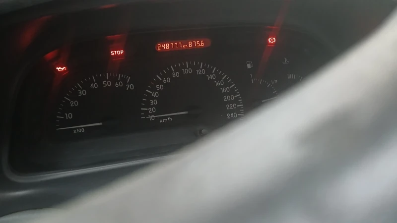 Renault Laguna, снимка 2 - Автомобили и джипове - 48812154