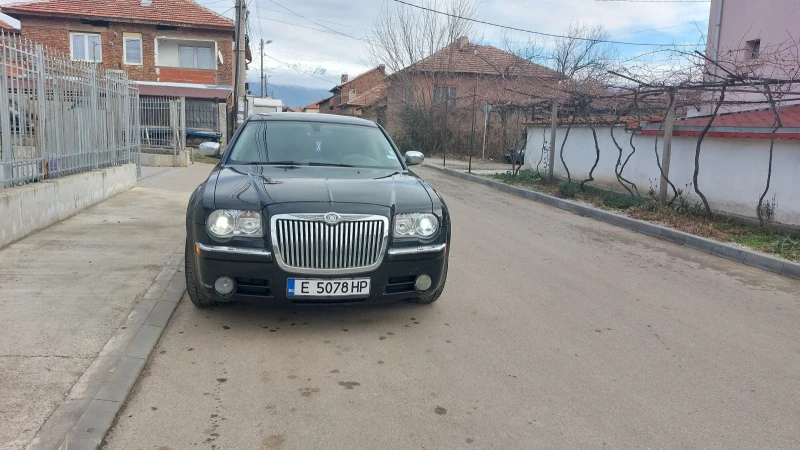 Chrysler 300c, снимка 8 - Автомобили и джипове - 48836566