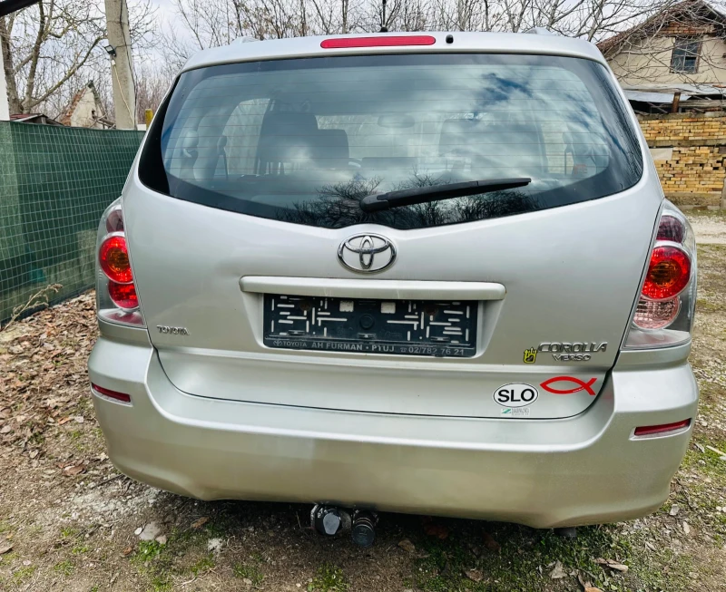 Toyota Corolla verso 1.8 VVT-I 7 места, снимка 7 - Автомобили и джипове - 49036503