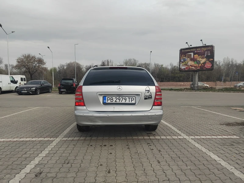 Mercedes-Benz C 240, снимка 15 - Автомобили и джипове - 49461421