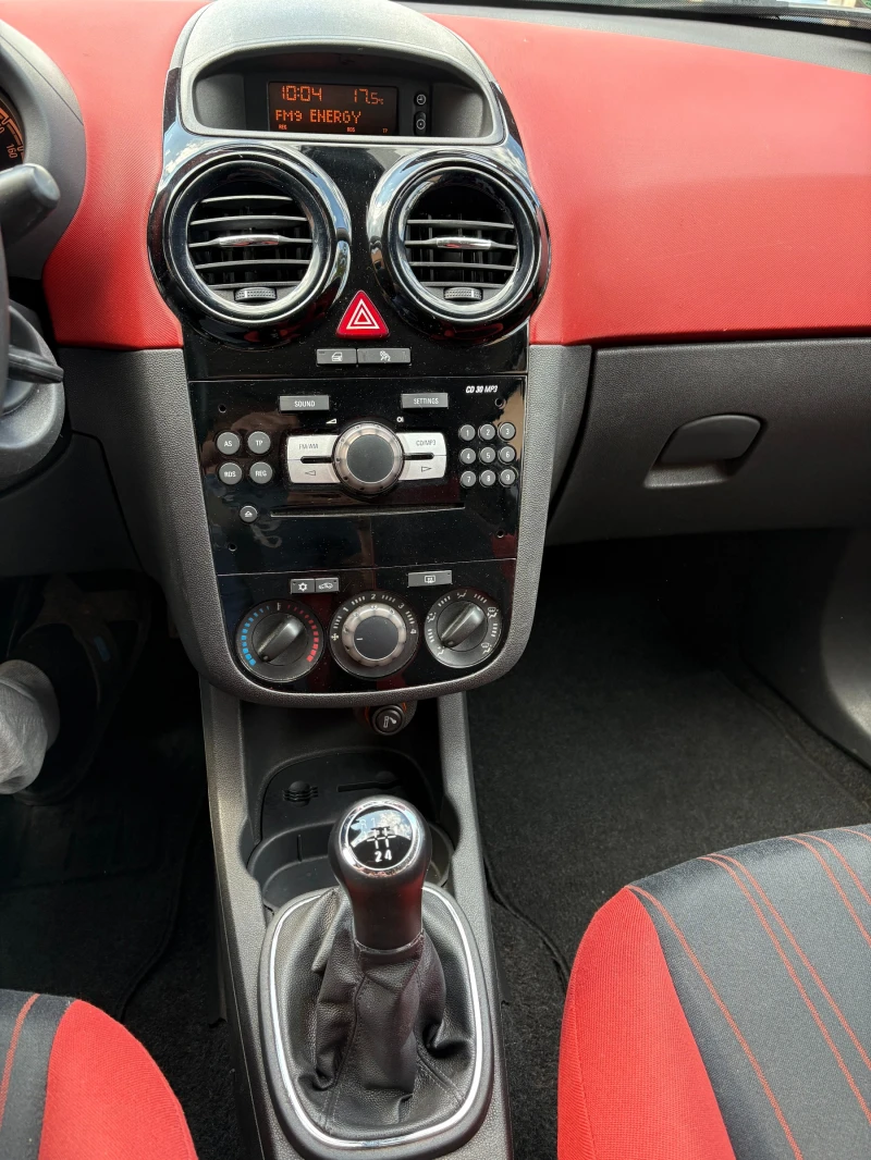 Opel Corsa 1.0 ECO FLEX, снимка 11 - Автомобили и джипове - 51994307
