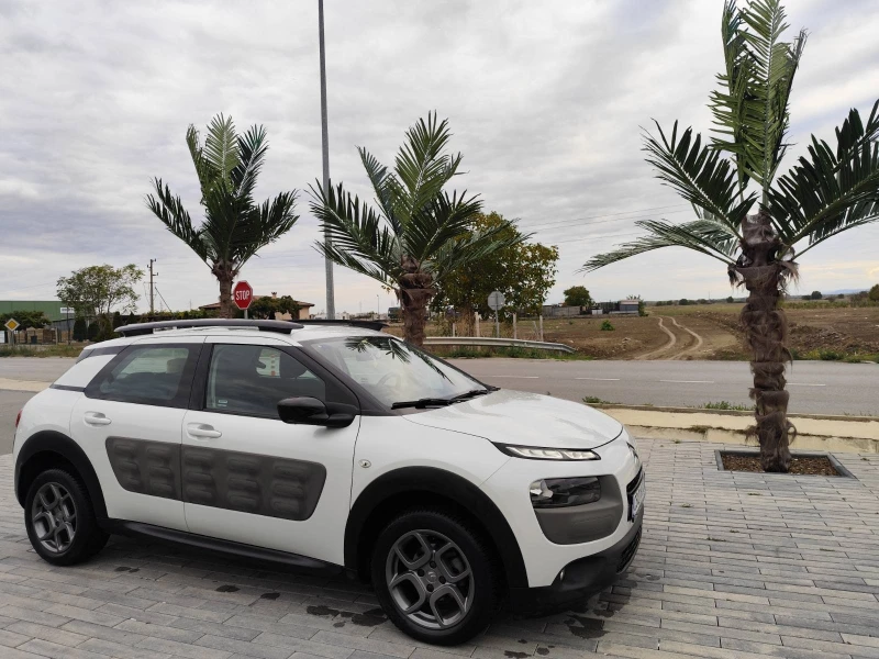 Citroen C4 Cactus 1.2, снимка 2 - Автомобили и джипове - 52719283