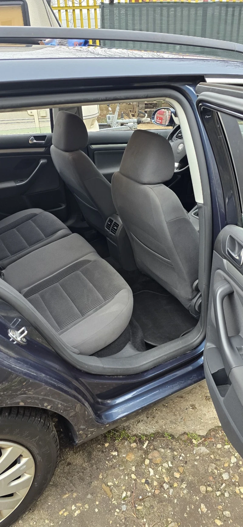 VW Golf Variant 1.9 TDI, снимка 7 - Автомобили и джипове - 53221626