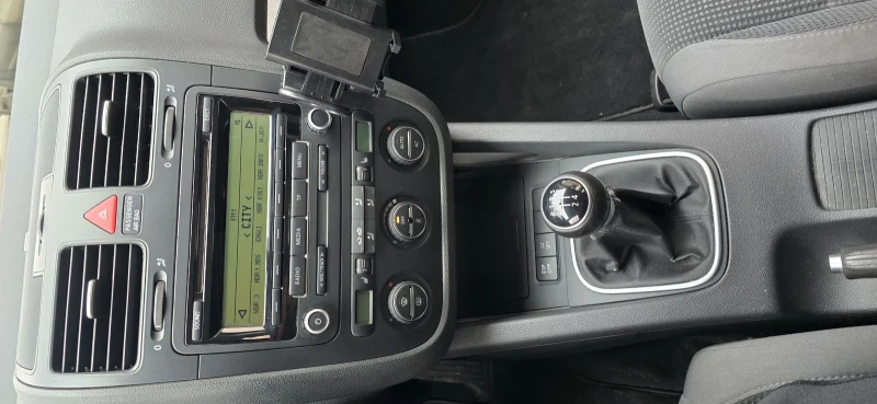 VW Golf Variant 1.9 TDI, снимка 8 - Автомобили и джипове - 53221626