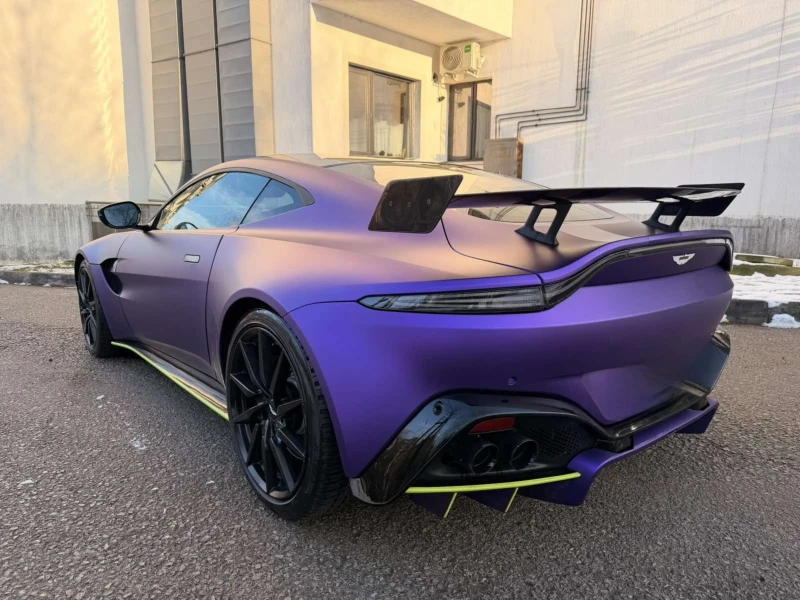 Aston Martin V8 Vantage F1 EDITION , снимка 5 - Автомобили и джипове - 53351008