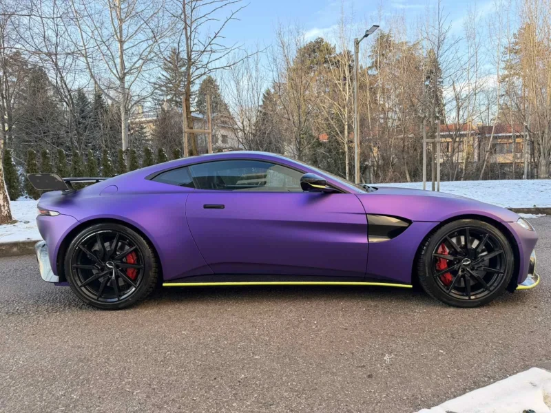 Aston Martin V8 Vantage F1 EDITION , снимка 8 - Автомобили и джипове - 53351008