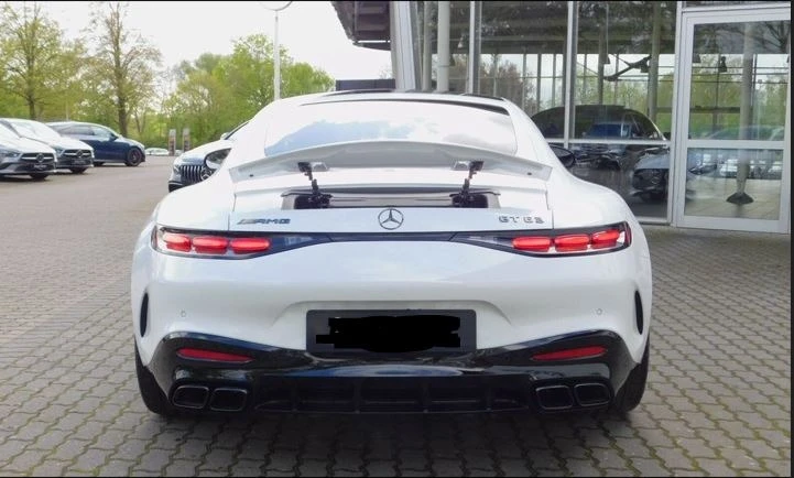 Mercedes-Benz AMG GT  4M+ 2xNight - изображение 2