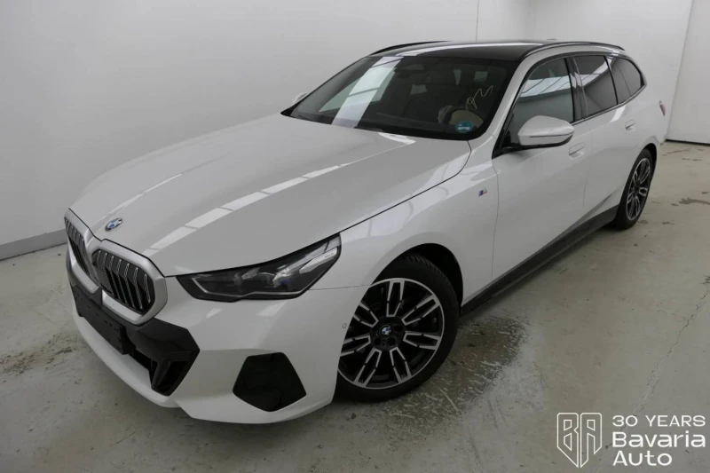 BMW 520 i Touring M Sport Paket Steptronic - 103200 лв. / 52765.32 € - 89406127 1