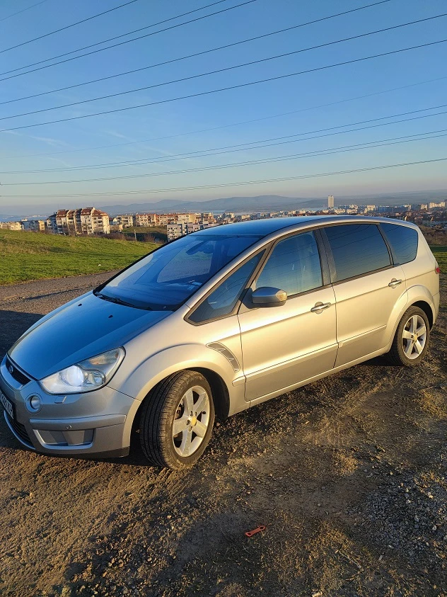 Ford S-Max