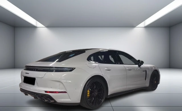 Porsche Panamera Turbo S E-Hybrid = Night Vision = Гаранция, снимка 3 - Автомобили и джипове - 55640131