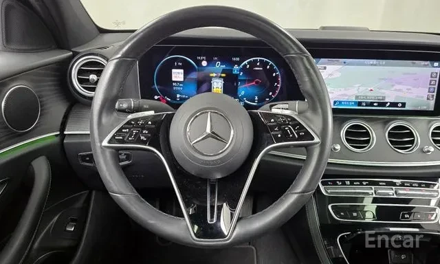 Mercedes-Benz E 250 AVANTGARDE * 360 КАМЕРА * HEAD UP * FACELIFT * , снимка 6 - Автомобили и джипове - 56180072