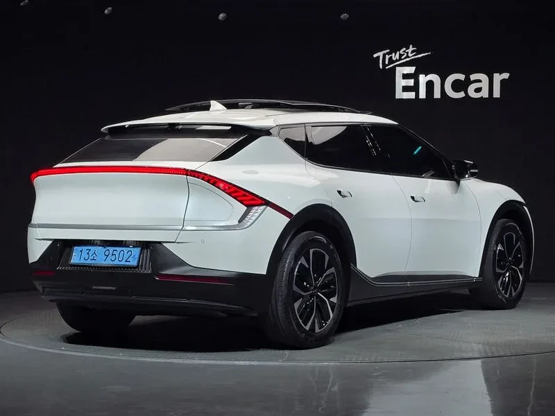 Kia EV6 Long Range Air - САМО 30% АВАНС, снимка 2 - Автомобили и джипове - 56288231