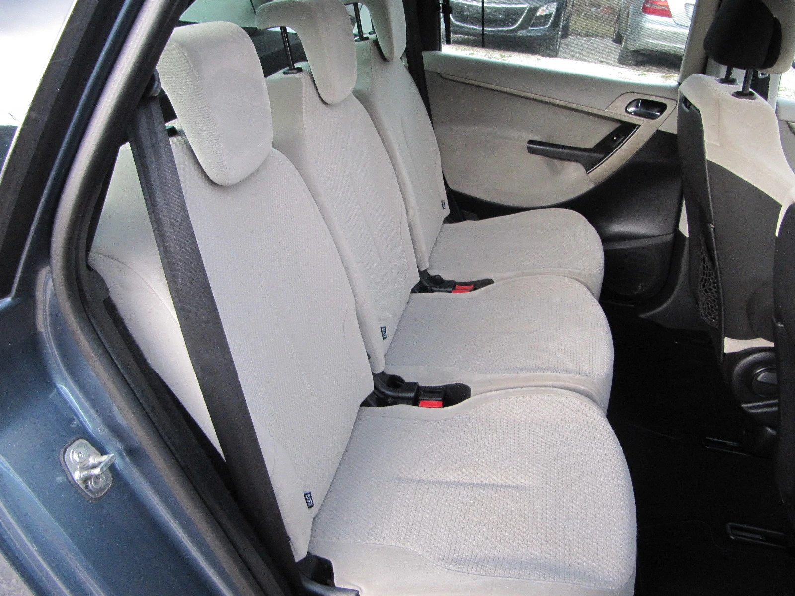 Citroen C4 Picasso 1.8i-125k-GPL | Mobile.bg   13