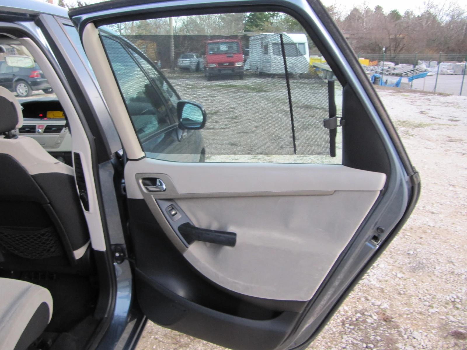 Citroen C4 Picasso 1.8i-125k-GPL | Mobile.bg   12