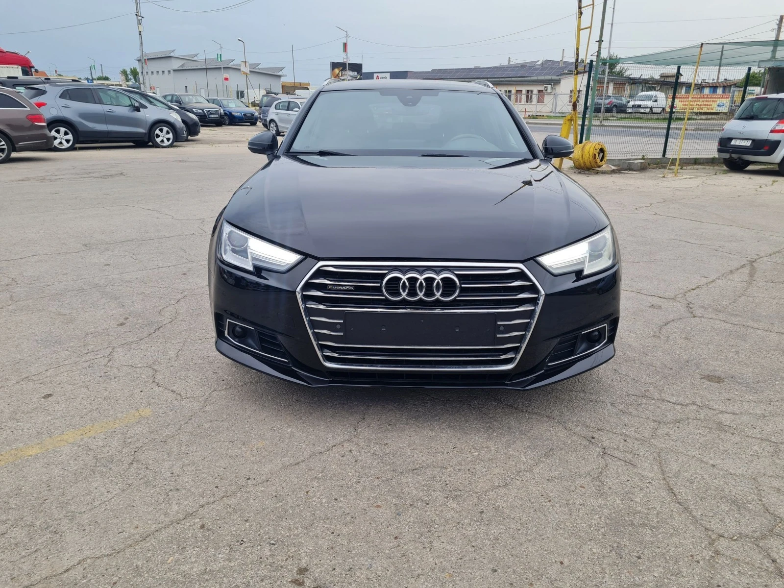 Audi A4 2.0tdi sline  - [1] 