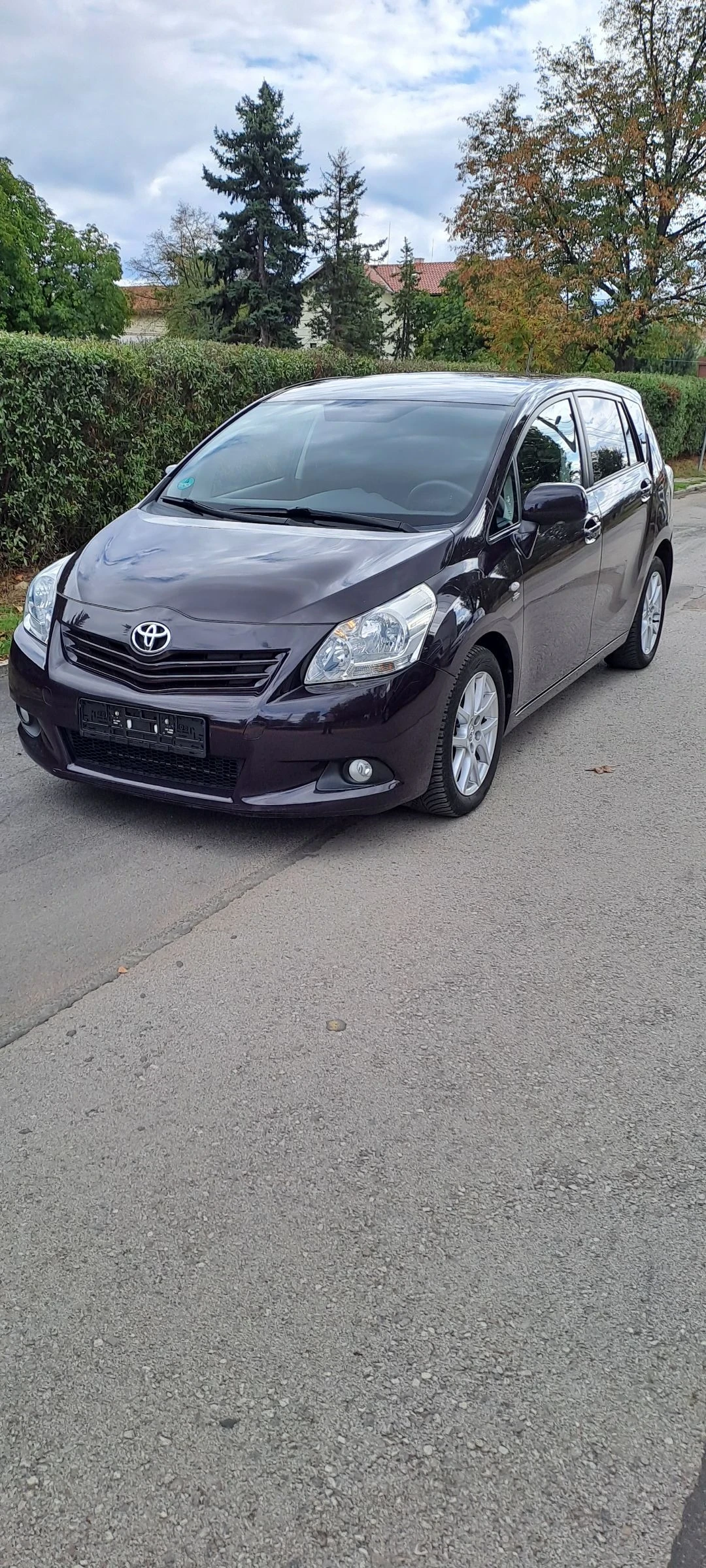 Toyota Verso 2.2 150к.с Камера Навигация Печка - изображение 2